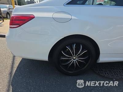 2017 Mercedes-Benz E 400 4MATIC Coupe - zdjęcie 10 z 28 - miniatura