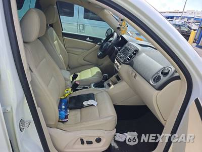 2013 Volkswagen Tiguan SEL - zdjęcie 8 z 36 - miniatura