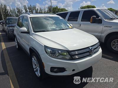 2013 Volkswagen Tiguan SEL - zdjęcie 3 z 36 - miniatura