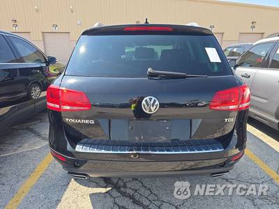 2012 Volkswagen Touareg TDI Sport w/Navigation - zdjęcie 5 z 17 - miniatura