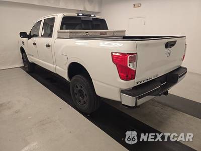 2019 Nissan TITAN XD S Crew Cab Medium Bed - zdjęcie 6 z 45 - miniatura