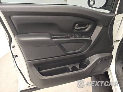 2019 Nissan TITAN XD S Crew Cab Medium Bed - zdjęcie 9 z 45 - miniatura