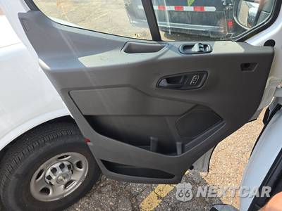 2025 Ford Transit 250 Cargo Van Low Roof 130.0" WB - zdjęcie 9 z 31 - miniatura