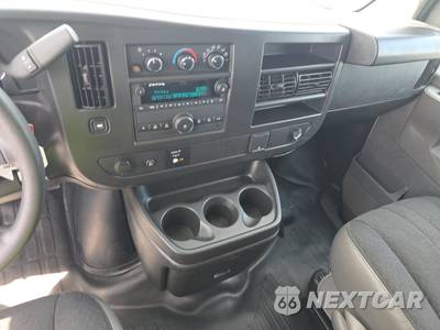 2025 GMC Savana 2500 Cargo Van 1WT 135.0" WB - zdjęcie 11 z 21 - miniatura
