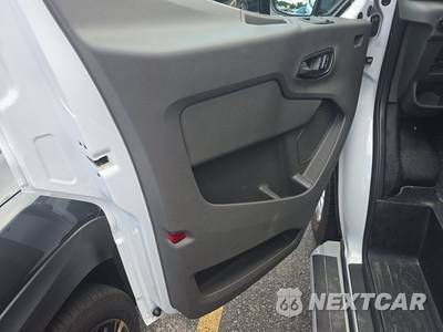 2025 Ford Transit 250 Cargo Van Low Roof 130.0" WB - zdjęcie 9 z 19 - miniatura