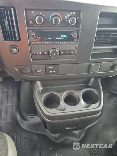 2025 GMC Savana 2500 Cargo Van 1WT 135.0" WB - zdjęcie 11 z 20 - miniatura