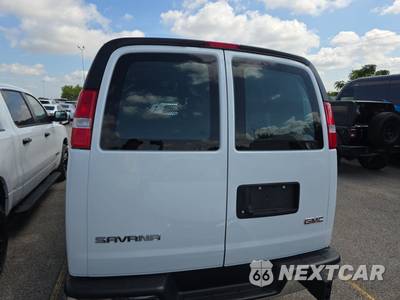 2025 GMC Savana 2500 Cargo Van 1WT 135.0" WB - zdjęcie 5 z 30 - miniatura