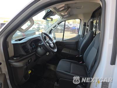 2025 Ford Transit 250 Cargo Van Low Roof 130.0" WB - zdjęcie 7 z 21 - miniatura
