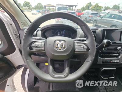 2025 Ram ProMaster 2500 Cargo Van Tradesman w/Passenger Seat Low Roof 136.0" WB - zdjęcie 10 z 32 - miniatura