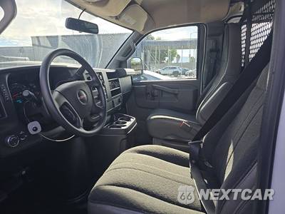 2025 GMC Savana 2500 Cargo Van 1WT 135.0" WB - zdjęcie 7 z 25 - miniatura