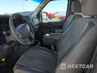 2017 Nissan NV2500 HD Cargo S Standard Roof 146.1" WB - zdjęcie 7 z 54 - miniatura
