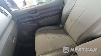 2017 Nissan NV2500 HD Cargo S Standard Roof 146.1" WB - zdjęcie 35 z 54 - miniatura