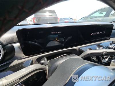 2021 Mercedes-Benz AMG A 35 4MATIC - zdjęcie 12 z 27 - miniatura