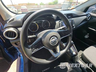 2020 Nissan Versa S - zdjęcie 10 z 34 - miniatura