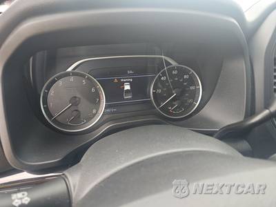 2022 Nissan TITAN SV Crew Cab Short Bed - zdjęcie 12 z 25 - miniatura