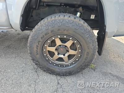 2020 Toyota Tacoma SR5 Crew Cab Medium Bed - zdjęcie 11 z 22 - miniatura