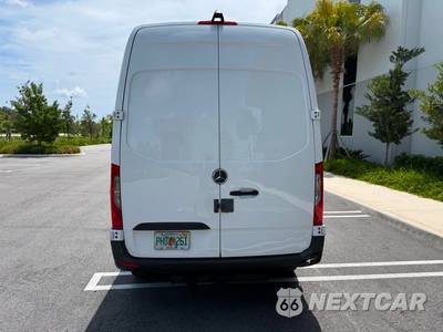 2022 Mercedes-Benz Sprinter 2500 Cargo Van Standard Roof 144.0" WB - zdjęcie 3 z 23 - miniatura