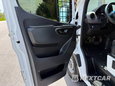 2022 Mercedes-Benz Sprinter 2500 Cargo Van Standard Roof 144.0" WB - zdjęcie 13 z 23 - miniatura
