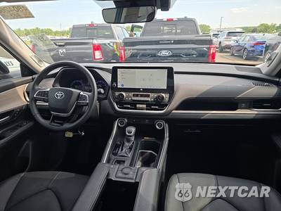 2024 Toyota Grand Highlander Limited - zdjęcie 11 z 30 - miniatura