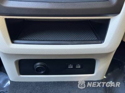 2024 BMW X5 Sports Activity Vehicle xDrive50e - zdjęcie 38 z 48 - miniatura