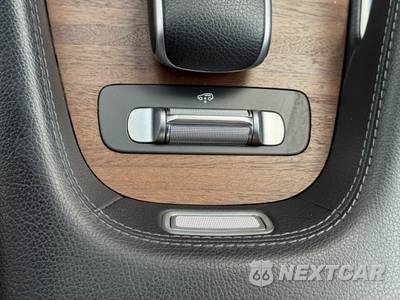 2022 Mercedes-Benz GLS 450 4MATIC - zdjęcie 34 z 48 - miniatura