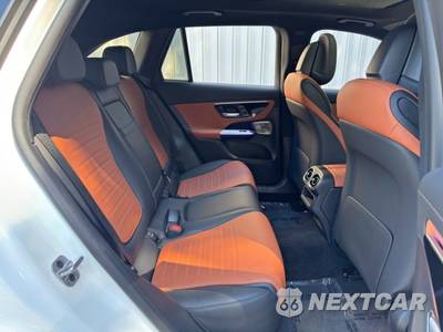 2025 Mercedes-Benz GLC 300 4MATIC - zdjęcie 40 z 48 - miniatura