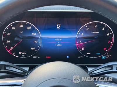 2025 Mercedes-Benz GLC 300 4MATIC - zdjęcie 19 z 48 - miniatura