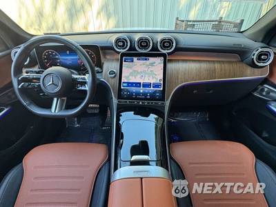 2025 Mercedes-Benz GLC 300 4MATIC - zdjęcie 11 z 48 - miniatura