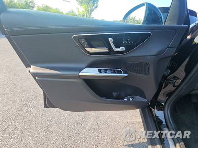 2023 Mercedes-Benz GLC 300 4MATIC - zdjęcie 9 z 21 - miniatura