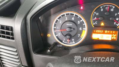 2014 Nissan TITAN SV Crew Cab Short Bed - zdjęcie 29 z 29 - miniatura