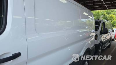 2025 Ford Transit 250 Cargo Van Low Roof 130.0" WB - zdjęcie 24 z 34 - miniatura
