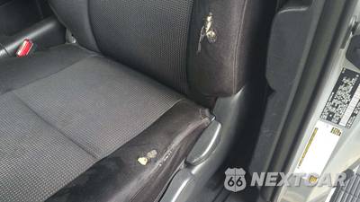 2010 Toyota FJ Cruiser w/Rear Doors - zdjęcie 19 z 33 - miniatura