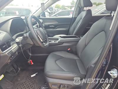 2024 Toyota Grand Highlander Limited - zdjęcie 7 z 34 - miniatura