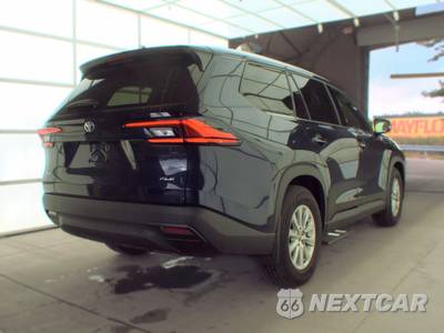 2024 Toyota Grand Highlander Limited - zdjęcie 4 z 34 - miniatura