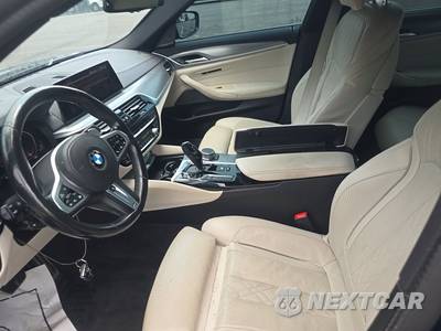 2020 BMW 5 Series Sedan M550i xDrive - zdjęcie 7 z 36 - miniatura