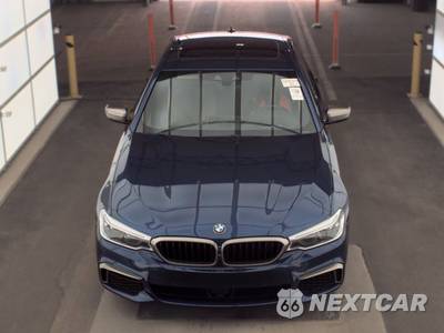2020 BMW 5 Series Sedan M550i xDrive - zdjęcie 2 z 36 - miniatura