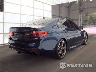 2020 BMW 5 Series Sedan M550i xDrive - zdjęcie 4 z 36 - miniatura