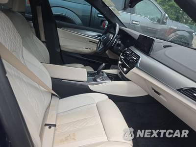 2020 BMW 5 Series Sedan M550i xDrive - zdjęcie 8 z 36 - miniatura