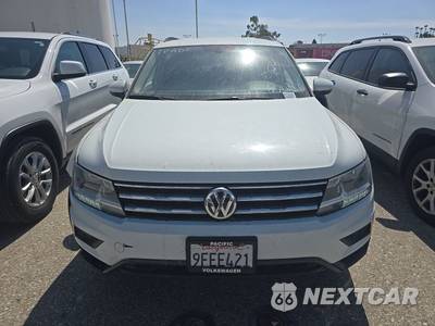 2018 Volkswagen Tiguan SE - zdjęcie 2 z 29 - miniatura