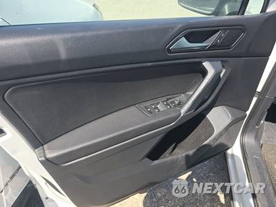 2018 Volkswagen Tiguan SE - zdjęcie 9 z 29 - miniatura