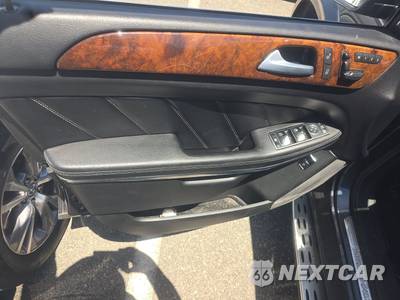 2014 Mercedes-Benz GL 550 4MATIC - zdjęcie 9 z 34 - miniatura