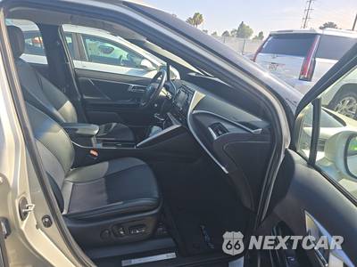 2019 Toyota Mirai - zdjęcie 8 z 27 - miniatura