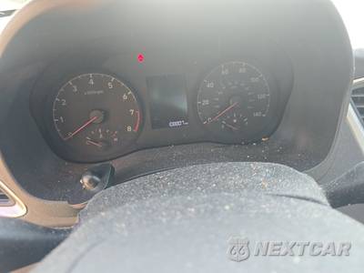 2019 Hyundai Accent SE - zdjęcie 12 z 36 - miniatura