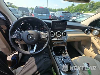 2018 Mercedes-Benz GLC 300 4MATIC - zdjęcie 11 z 18 - miniatura