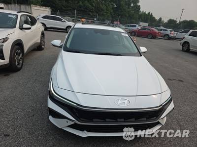 2025 Hyundai Elantra SEL Convenience - zdjęcie 2 z 18 - miniatura