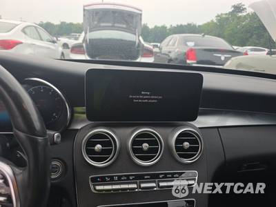 2021 Mercedes-Benz C 300 4MATIC Sedan - zdjęcie 11 z 20 - miniatura