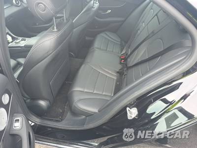 2021 Mercedes-Benz C 300 4MATIC Sedan - zdjęcie 13 z 20 - miniatura