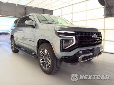 2025 Chevrolet Suburban Z71 2Z7 - zdjęcie 3 z 39 - miniatura