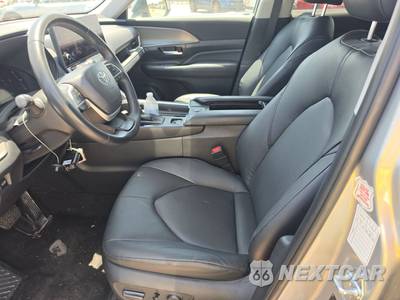 2025 Toyota Grand Highlander XLE - zdjęcie 7 z 24 - miniatura