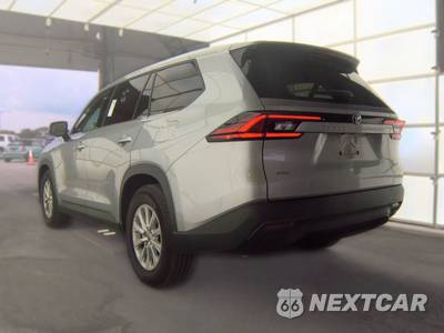 2025 Toyota Grand Highlander XLE - zdjęcie 6 z 39 - miniatura